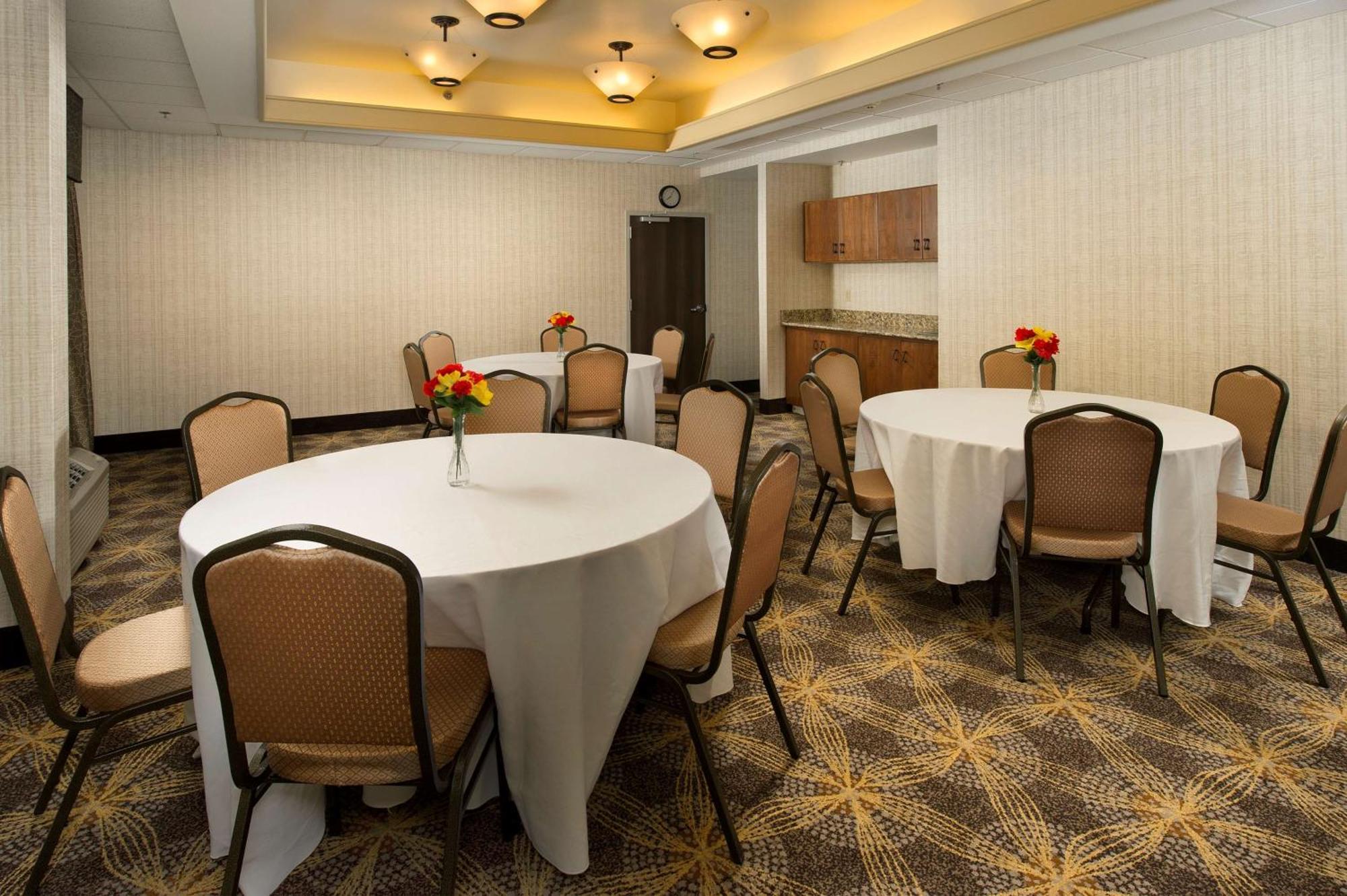 Hampton Inn Rochester Greece Exterior photo