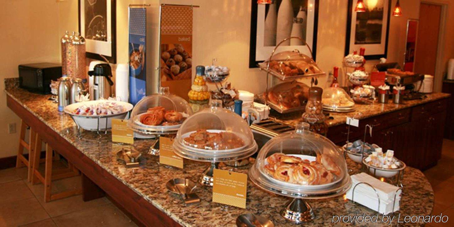 Hampton Inn Rochester Greece Restaurant photo
