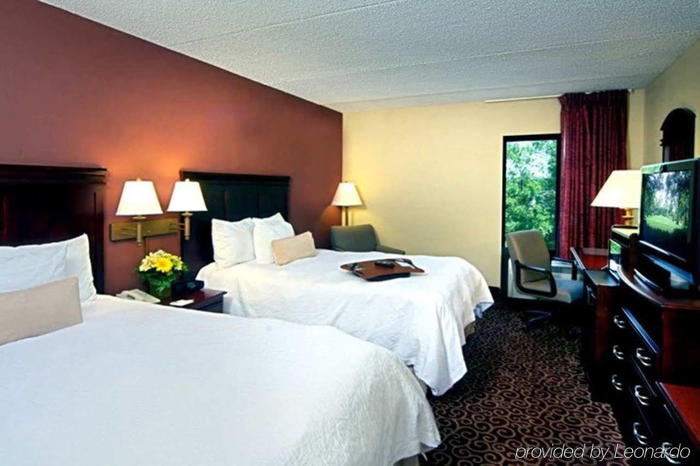 Hampton Inn Rochester Greece Exterior photo